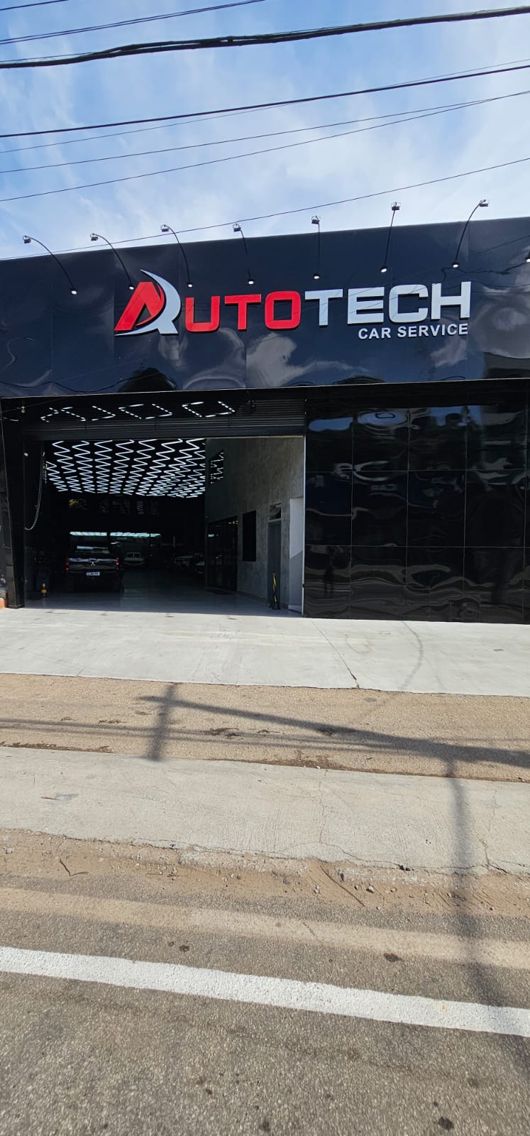Fachada Autotech